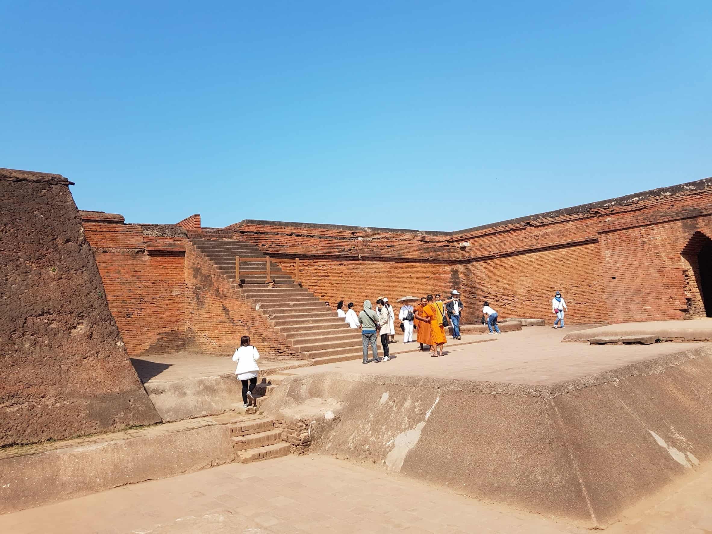 16กพ62_190404_0061